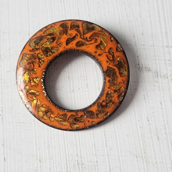 Unknown Jewelry - Vintage Lucite Foil Confetti Brooch Orange & Gold Foil 1.5"